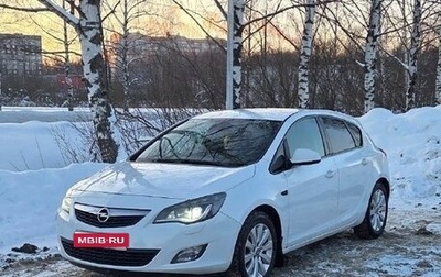 Opel Astra J, 2010 год, 720 000 рублей, 1 фотография