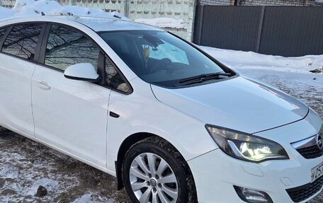 Opel Astra J, 2010 год, 720 000 рублей, 12 фотография