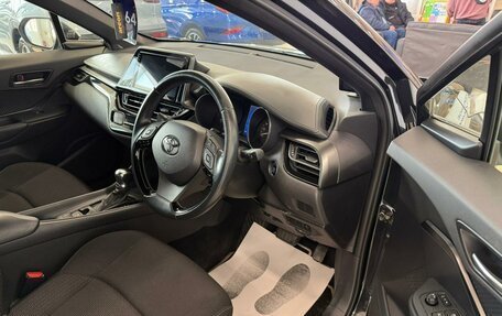 Toyota C-HR I рестайлинг, 2018 год, 2 129 000 рублей, 10 фотография