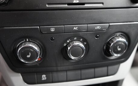 Skoda Yeti I рестайлинг, 2013 год, 1 880 000 рублей, 15 фотография