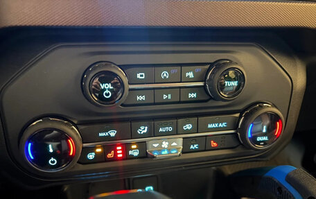 Ford Bronco, 2022 год, 8 100 000 рублей, 11 фотография