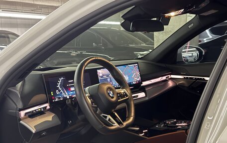 BMW 5 серия, 2024 год, 7 749 000 рублей, 18 фотография