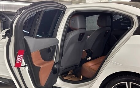 BMW 5 серия, 2024 год, 7 749 000 рублей, 19 фотография