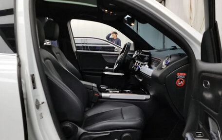 Mercedes-Benz GLB, 2022 год, 4 100 000 рублей, 10 фотография