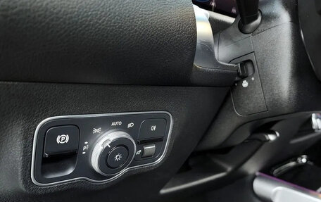 Mercedes-Benz GLB, 2022 год, 4 100 000 рублей, 14 фотография