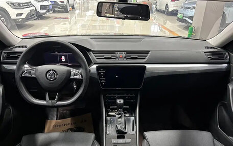 Skoda Superb III рестайлинг, 2022 год, 2 234 000 рублей, 9 фотография