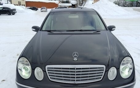 Mercedes-Benz E-Класс, 2005 год, 897 000 рублей, 7 фотография