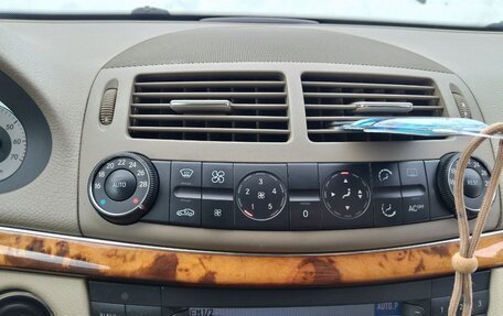 Mercedes-Benz E-Класс, 2005 год, 897 000 рублей, 10 фотография