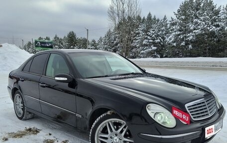 Mercedes-Benz E-Класс, 2005 год, 897 000 рублей, 3 фотография