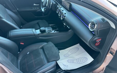 Mercedes-Benz CLA, 2021 год, 3 140 000 рублей, 13 фотография