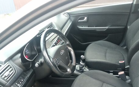 KIA Rio III рестайлинг, 2016 год, 1 000 000 рублей, 8 фотография