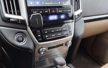 Toyota Land Cruiser 200, 2013 год, 3 390 000 рублей, 6 фотография