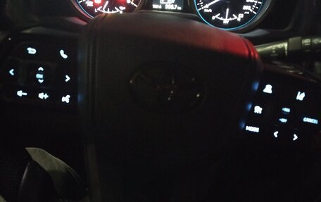 Toyota Land Cruiser 200, 2013 год, 3 390 000 рублей, 9 фотография