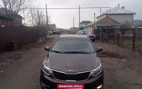KIA Rio III рестайлинг, 2016 год, 1 000 000 рублей, 9 фотография