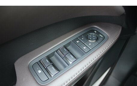 Lexus RX IV рестайлинг, 2023 год, 8 080 000 рублей, 23 фотография