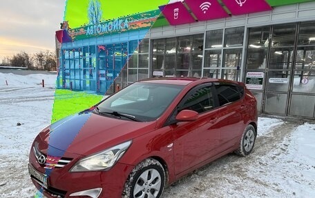 Hyundai Solaris II рестайлинг, 2014 год, 825 000 рублей, 1 фотография