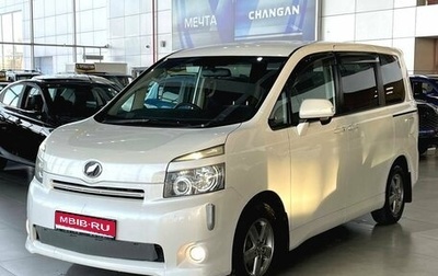 Toyota Voxy II, 2009 год, 1 300 000 рублей, 1 фотография