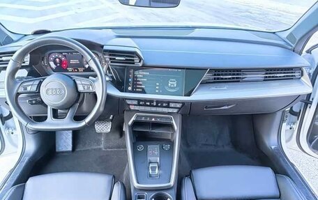 Audi A3, 2022 год, 2 050 000 рублей, 10 фотография