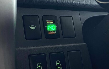 Toyota Voxy II, 2009 год, 1 300 000 рублей, 21 фотография