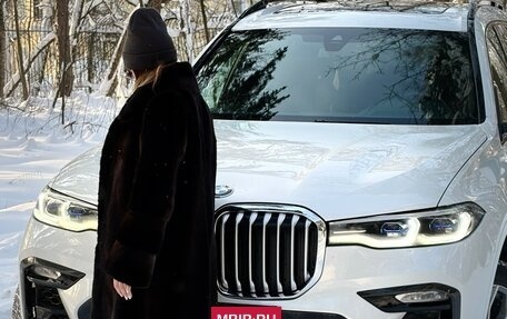 BMW X7, 2021 год, 8 фотография