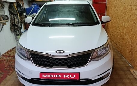 KIA Rio III рестайлинг, 2015 год, 820 000 рублей, 5 фотография