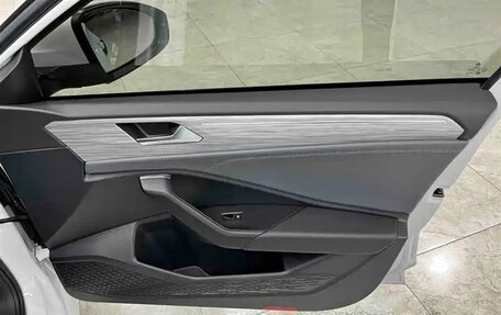 Volkswagen Lavida, 2022 год, 1 940 000 рублей, 14 фотография