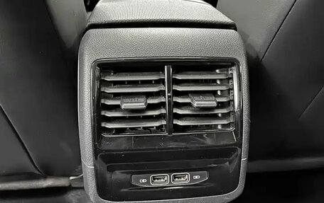 Volkswagen Lavida, 2022 год, 1 940 000 рублей, 23 фотография