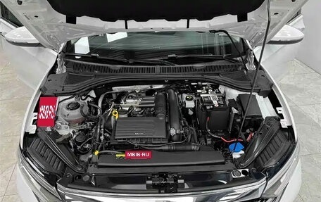 Volkswagen Lavida, 2022 год, 1 940 000 рублей, 7 фотография