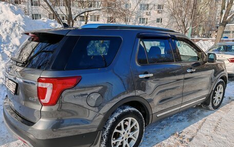 Ford Explorer VI, 2017 год, 2 450 000 рублей, 4 фотография