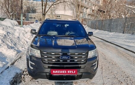 Ford Explorer VI, 2017 год, 2 450 000 рублей, 2 фотография
