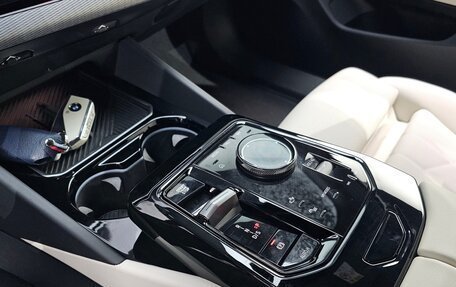 BMW 5 серия, 2025 год, 6 350 001 рублей, 9 фотография