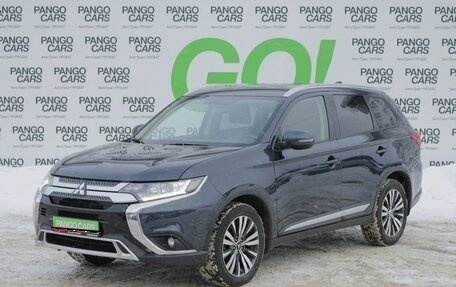 Mitsubishi Outlander III рестайлинг 3, 2019 год, 2 649 000 рублей, 1 фотография