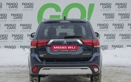 Mitsubishi Outlander III рестайлинг 3, 2019 год, 2 649 000 рублей, 6 фотография
