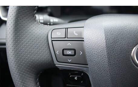 Toyota Camry, 2025 год, 4 945 000 рублей, 24 фотография