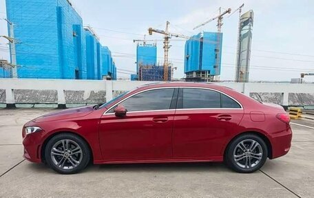 Mercedes-Benz A-Класс, 2021 год, 1 960 000 рублей, 4 фотография