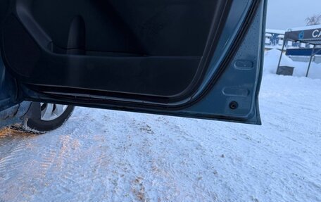 Toyota Yaris III рестайлинг, 2007 год, 395 000 рублей, 23 фотография