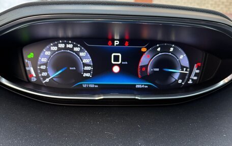 Peugeot 3008 II, 2018 год, 1 990 000 рублей, 4 фотография