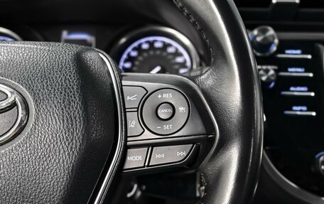 Toyota Camry, 2018 год, 2 380 000 рублей, 19 фотография