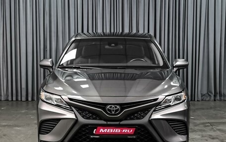 Toyota Camry, 2018 год, 2 380 000 рублей, 3 фотография