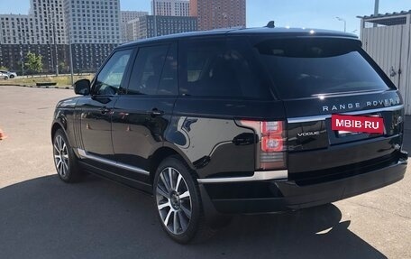 Land Rover Range Rover IV рестайлинг, 2015 год, 4 500 000 рублей, 11 фотография