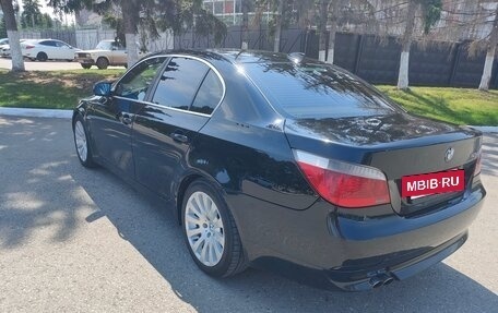 BMW 5 серия, 2005 год, 715 000 рублей, 6 фотография
