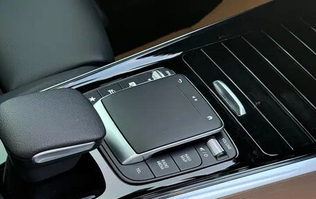 Mercedes-Benz GLB, 2021 год, 2 800 000 рублей, 13 фотография