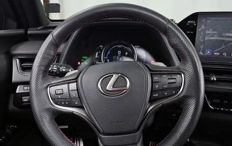 Lexus UX I, 2024 год, 4 940 555 рублей, 7 фотография