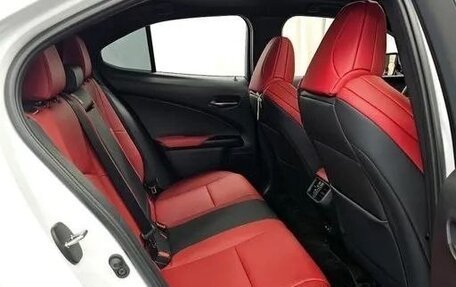 Lexus UX I, 2024 год, 4 940 555 рублей, 14 фотография