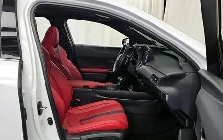 Lexus UX I, 2024 год, 4 940 555 рублей, 15 фотография