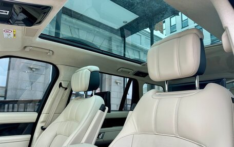 Land Rover Range Rover IV рестайлинг, 2020 год, 8 000 000 рублей, 2 фотография