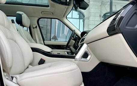 Land Rover Range Rover IV рестайлинг, 2020 год, 8 000 000 рублей, 6 фотография