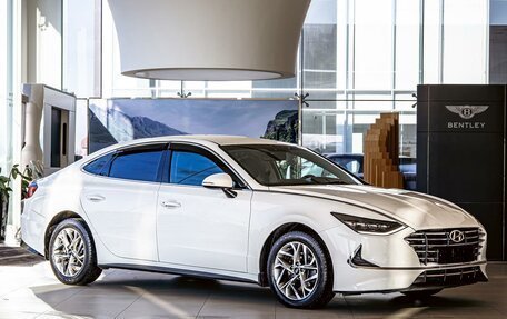 Hyundai Sonata VIII, 2019 год, 1 795 000 рублей, 3 фотография