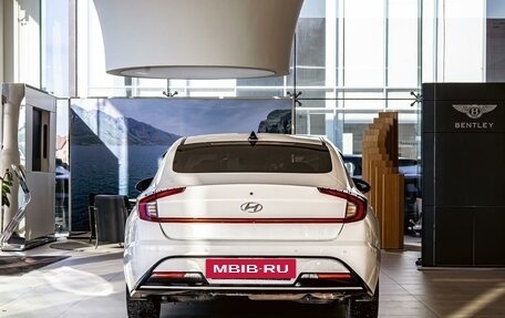 Hyundai Sonata VIII, 2019 год, 1 795 000 рублей, 5 фотография