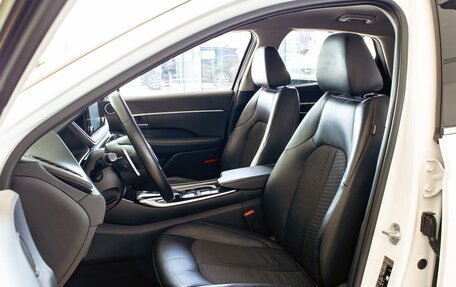 Hyundai Sonata VIII, 2019 год, 1 795 000 рублей, 11 фотография